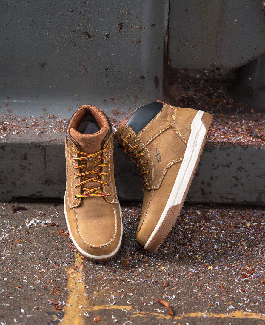 Men's Gibson Waterproof Work Boot (Carbon Toe) Belgian/Gum - Keen