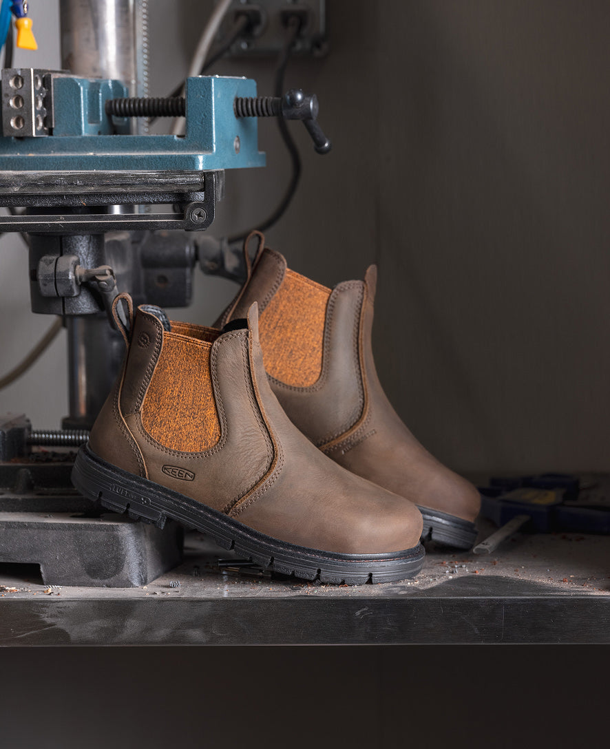 Women's San Jose Chelsea 90° Heel Boot (Aluminum Toe) Cascade Brown/Black - Keen