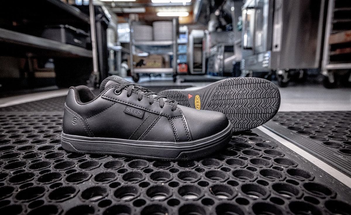 Women's Kenton WTX Work Shoe (Soft Toe) Black/Black - Keen