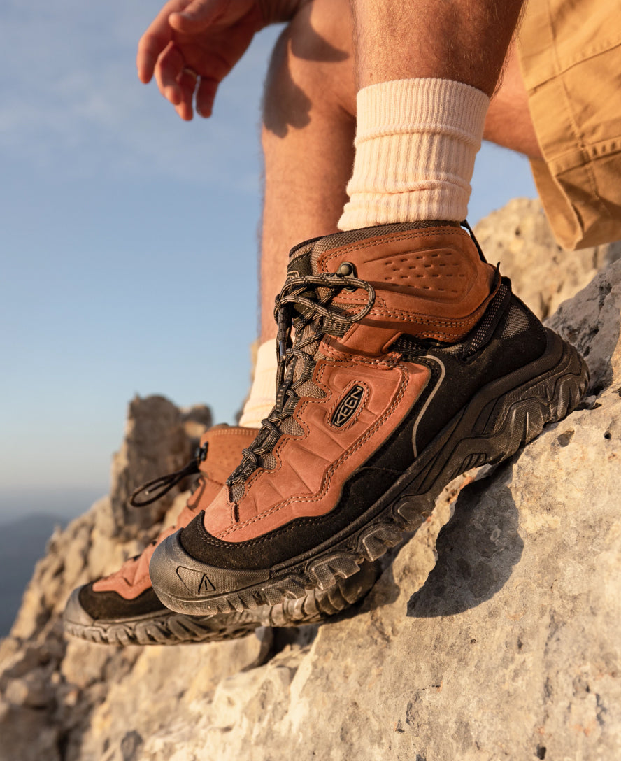 Men's Targhee IV Waterproof Hiking Boot Bison/Black - Keen