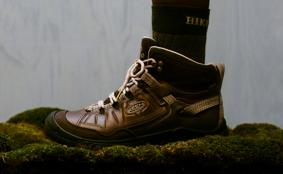 Women's Targhee IV Waterproof Hiking Boot x Hikerkind Dark Earth/Dark Earth - Keen