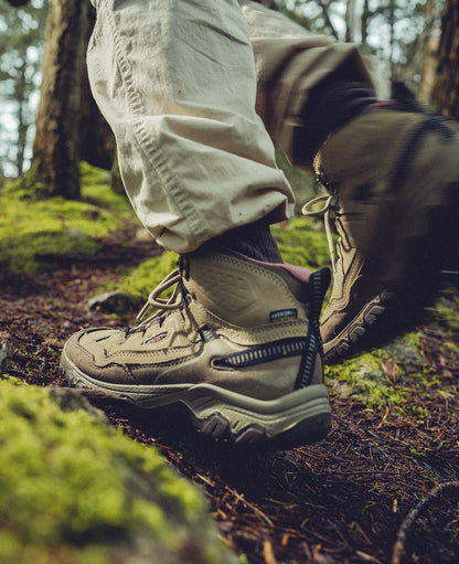Women's Targhee IV Wide Waterproof Hiking Boot Brindle/Nostalgia Rose - Keen