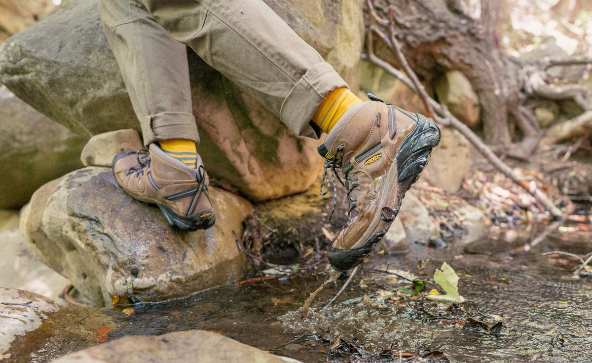 Men's Targhee II Mid Waterproof Hiking Boots Black Olive/Yellow - Keen