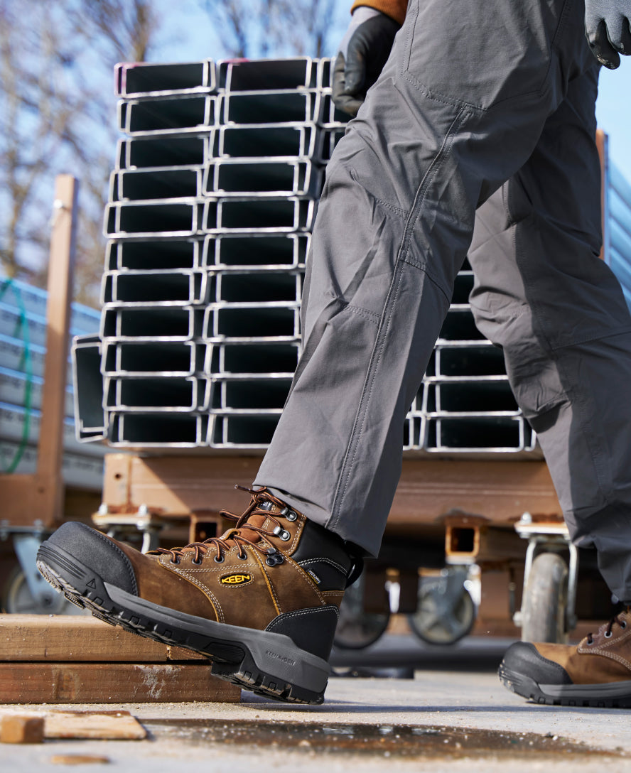 Men's CSA Evanston 6" Waterproof Boot (Carbon Toe) Bison/Black - Keen