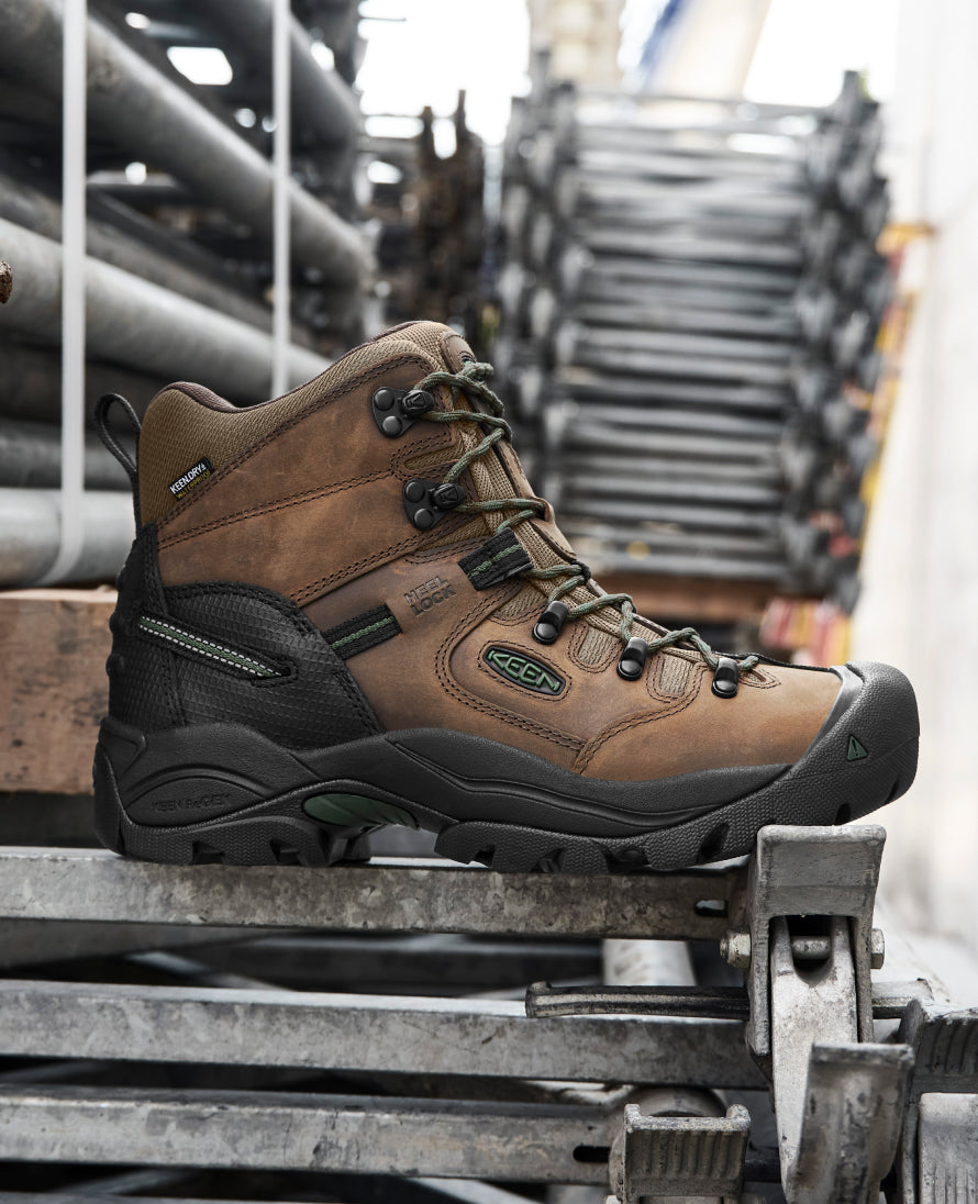 Men's Pittsburgh Energy 6" Waterproof Boot (Carbon Toe) Cascade Brown/Greener Pastures - Keen
