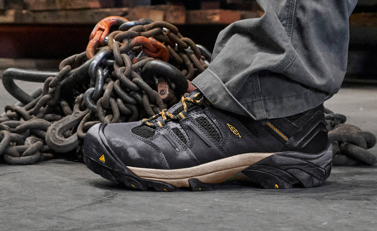 Men's Lansing Mid Waterproof (Steel Toe) Raven/Tawny Olive - Keen