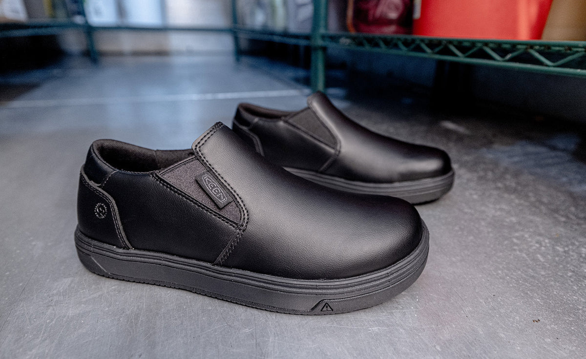 Men's Kenton Shift WTX Work Shoe (Soft Toe) Black/Black - Keen