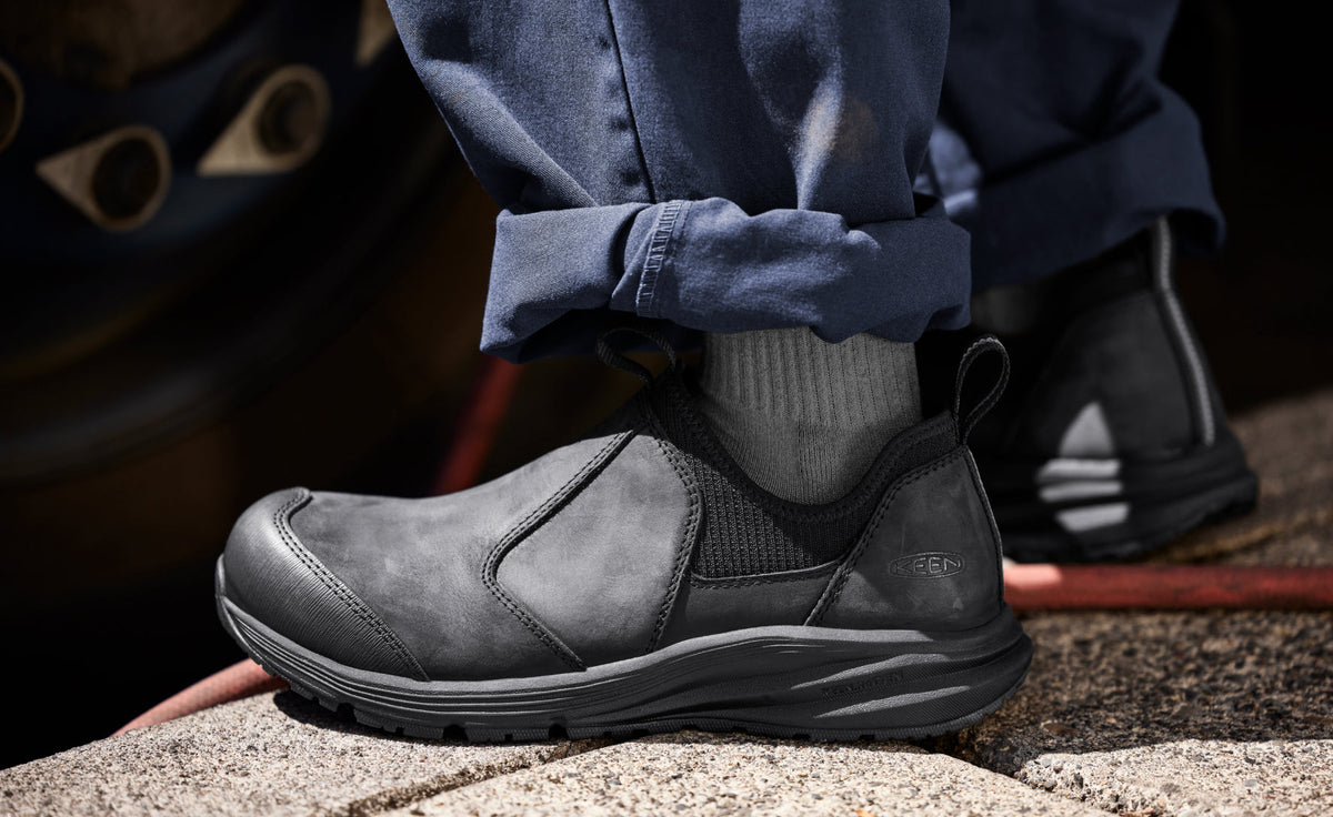 Men's Vista Energy+ Shift ESD (Carbon Toe) Coffee Bean/Black - Keen