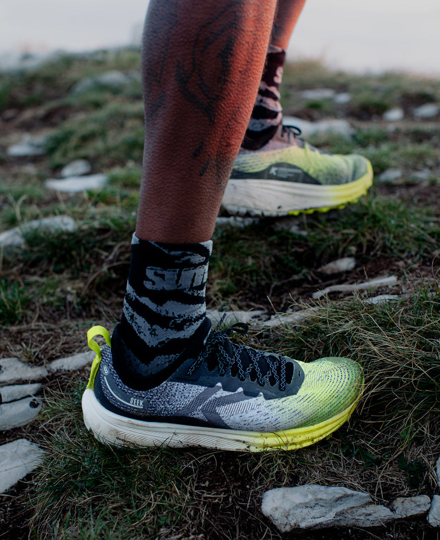 Men's Seek Trail Running Shoe Black/Evening Primrose - Keen