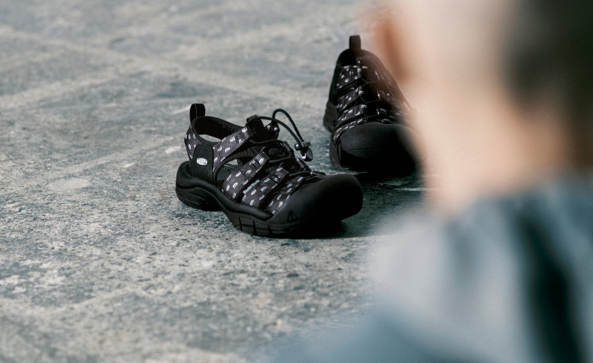 Men's Newport Retro Sandal x Études Studio Etudes Black - Keen