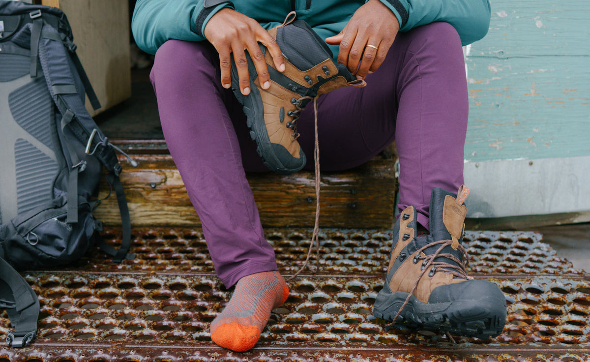 Men's Revel IV Polar Waterproof Boot Black/Lemon Curry - Keen