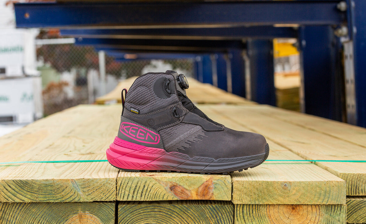 Women's Snapline RF Waterproof Boot (Carbon Toe) Magnet/Black - Keen