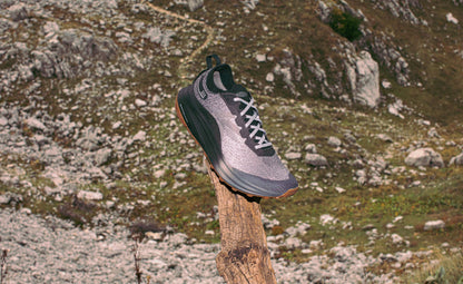 Women's Seek Trail Running Shoe Black/Magnet - Keen