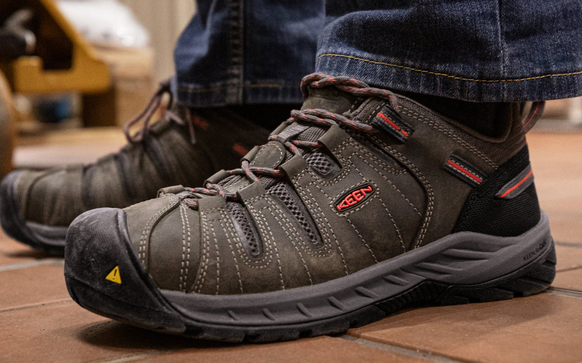 Women's Flint II (Steel Toe) Magnet/Rose - Keen