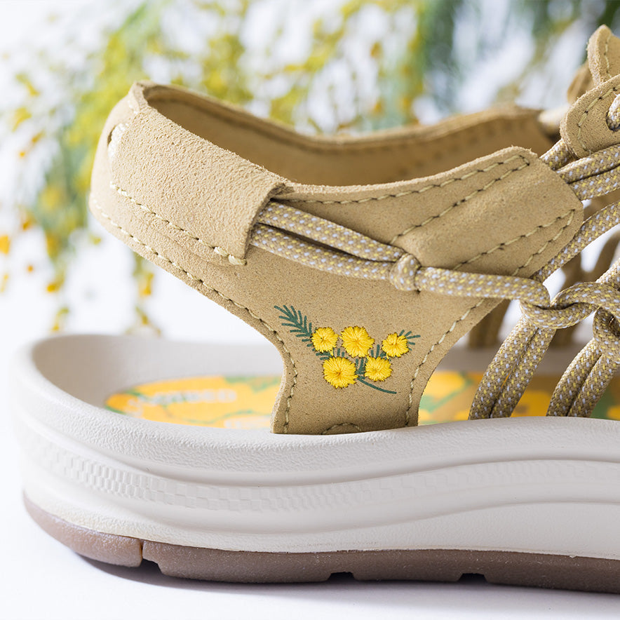 Women's UNEEK Sneaker x IWD Mimosa 2 - Keen
