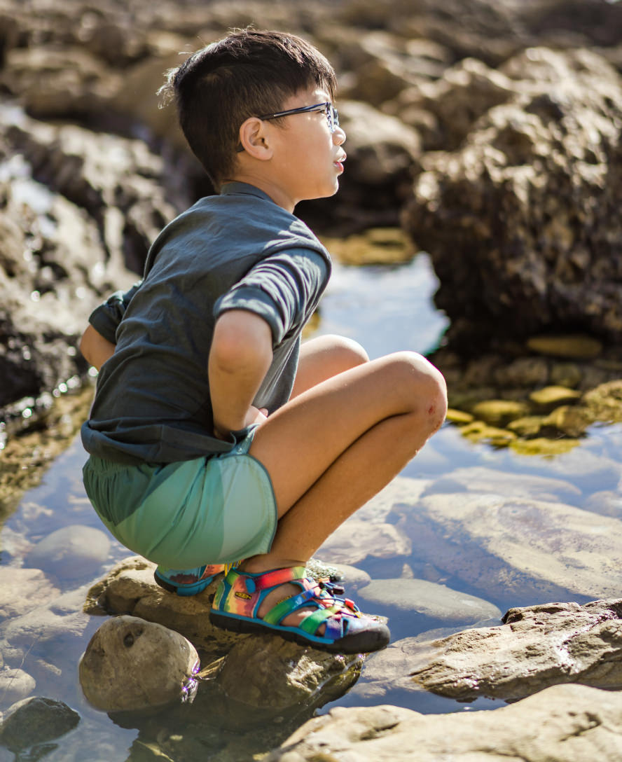 Big Kids' Seacamp II CNX Rainbow Glow - Keen